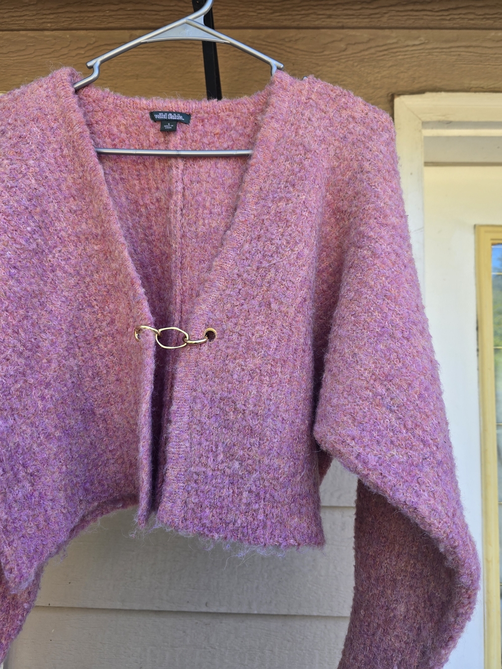 Wild Fable Pink Bouclé Cropped Cardigan with Gold Clasp - Small